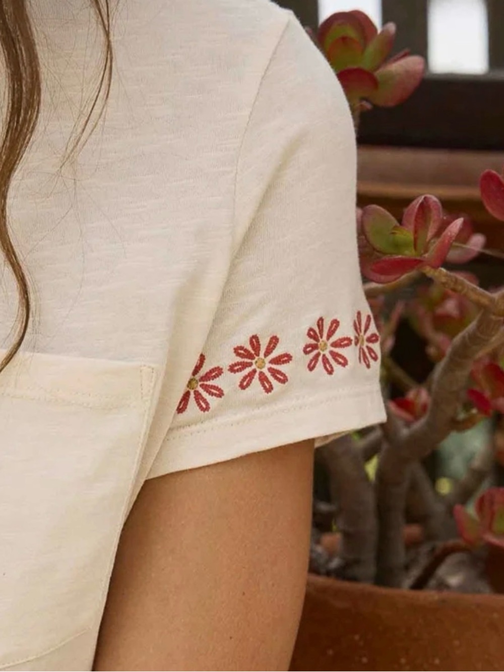 Toad & Co Orgainic Cotton Embroidered Tee - Picture 6 of 12